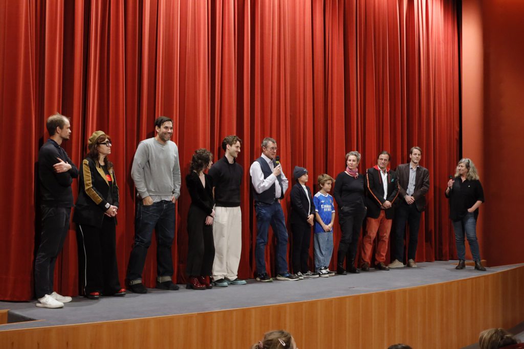 Regisseur Norbert Lechner und Cast (Das geheime Stockwerk)